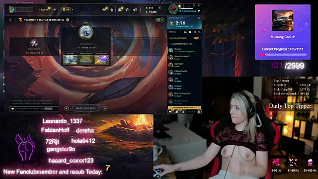 Snapshot of Lisaonthemoon chatting on 01.25.25 Lisaonthemoon online show from 01.25.25