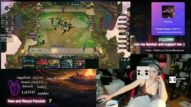 Snapshot of Lisaonthemoon chatting on 03.11.25 Lisaonthemoon online show from 03.11.25