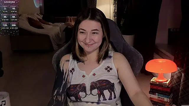 Snapshot of Megan__Hart chatting on 02.08.25 Megan Hart online show from 02.08.25
