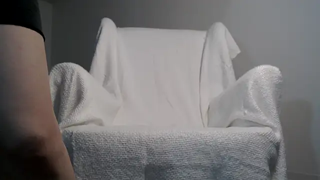 Lily 0000 online show from 12.12.24