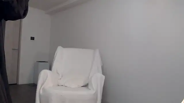 Lily 0000 online show from 01.13.25