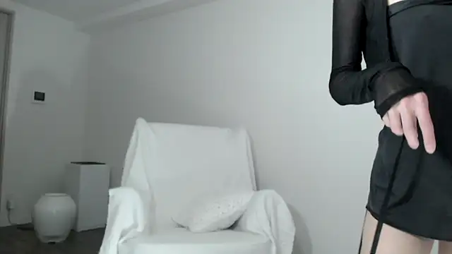 Lily 0000 online show from 03.12.25