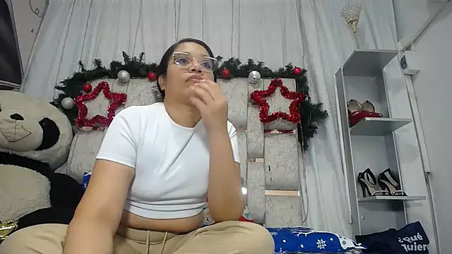 KEYRA-MILLER- online show from 01.08.26