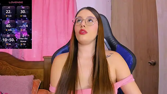 ParisShayk online show from 10.15.25