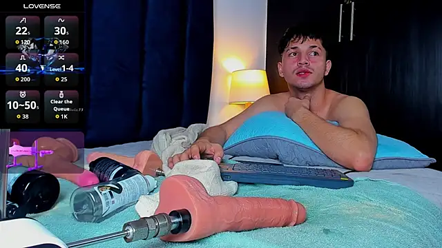 Issac james  online show from 10.12.25