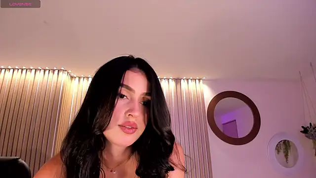 PaulinaSantos  online show from 10.01.25
