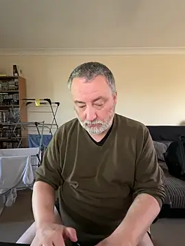 Snapshot of LondonTeffy chatting on 01.30.25 LondonTeffy online show from 01.30.25