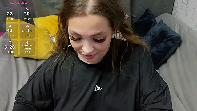 Nicole Vvinson online show from 12.21.24