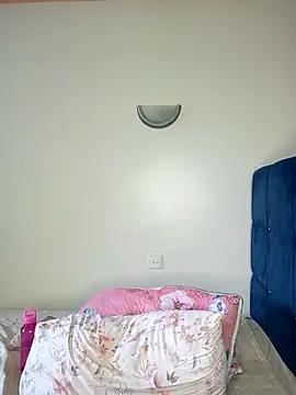 Toomuch Squirt online show from 02.15.25