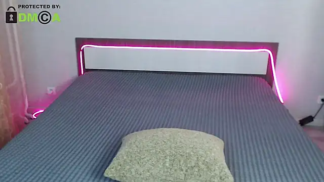 RonnieMilles online show from 09.18.25