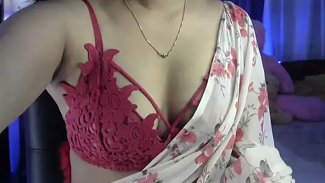 Black cat cutie online show from 10.17.25