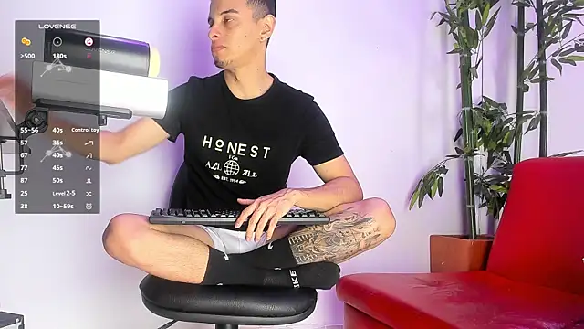 Maximo   online show from 03.01.25