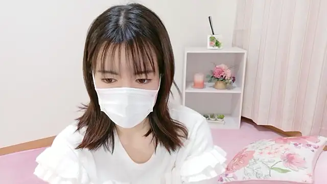 Snapshot of QoMeioQ chatting on 12.20.25 QoMeioQ online show from 12.20.25