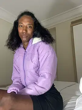 tamarabigass1 online show from 12.18.24