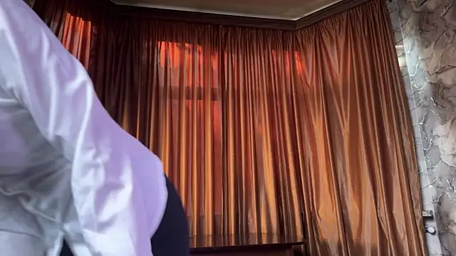 Eerectioneering online show from 04.25.26