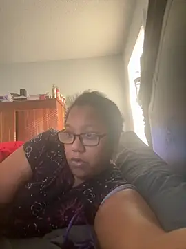 ebonyred online show from 11.30.25