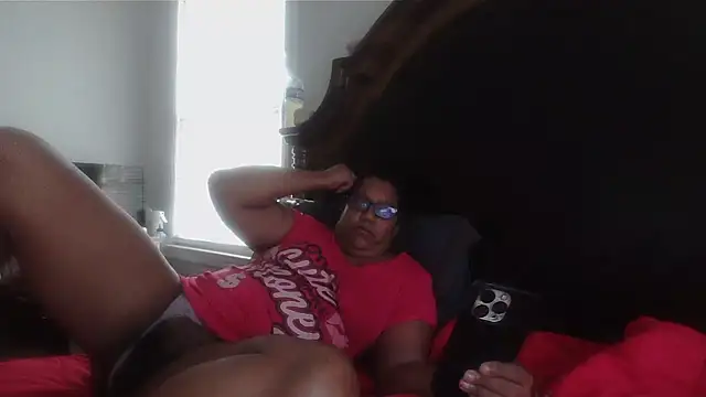 ebonyred online show from 06.18.26