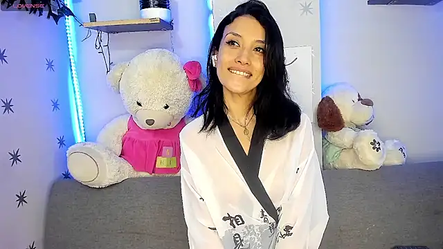 Snapshot of MeganLord chatting on 11.20.25 MeganLord online show from 11.20.25