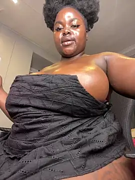 Honeycoco0211 online show from 05.02.26