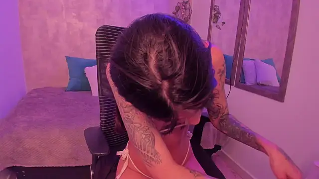 ChloeAddamss online show from 02.04.25