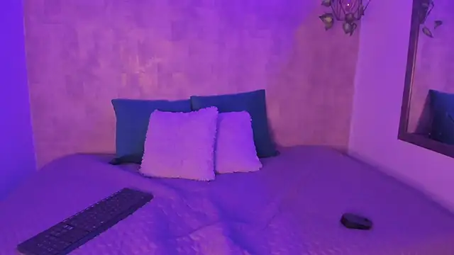 ChloeAddamss online show from 02.27.25