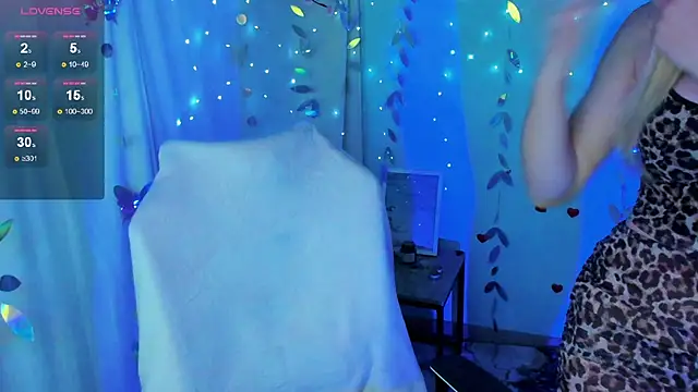 Sweet me  online show from 08.03.26