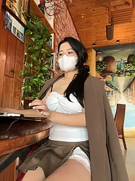 Snapshot of Kyomi-ibaby chatting on 10.02.25 Kyomi-ibaby online show from 10.02.25