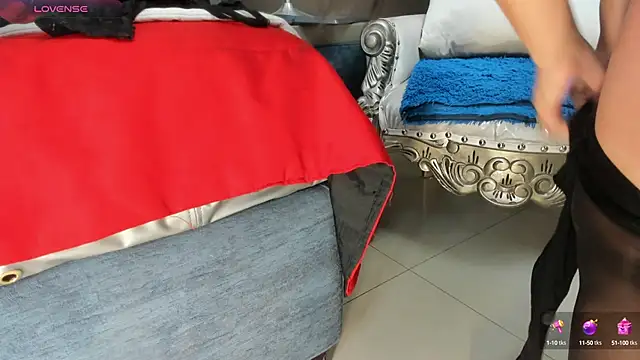 Janna Rousse  online show from 02.20.25