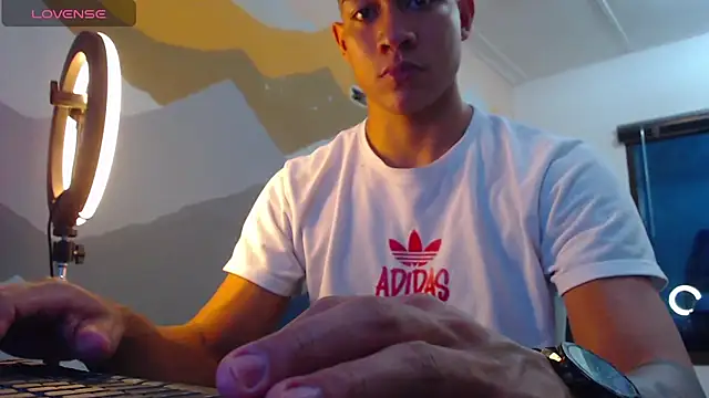 Snapshot of aalan_foxter chatting on 01.12.25 aalan foxter online show from 01.12.25