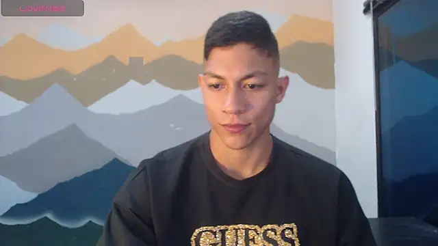 Snapshot of aalan_foxter chatting on 03.02.25 aalan foxter online show from 03.02.25