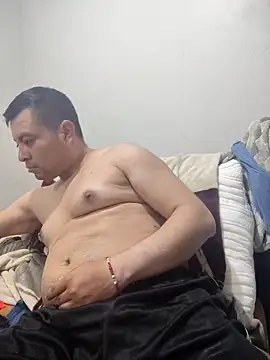 Potro23hotzen online show from 04.12.26