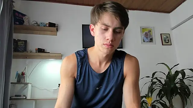 Snapshot of manucute_23_ chatting on 02.11.26 manucute 23 online show from 02.11.26