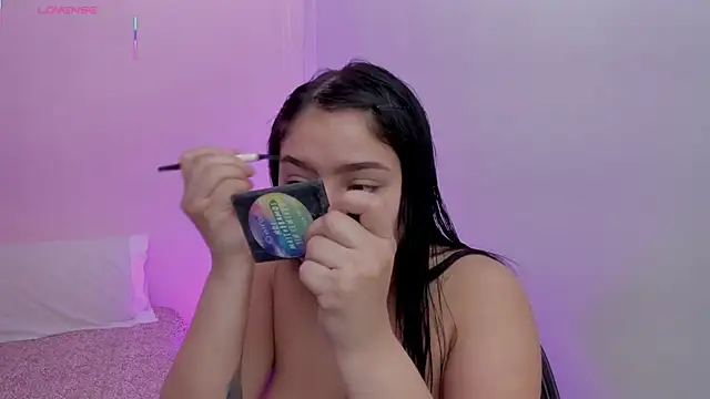 Snapshot of Oriana_Guzman chatting on 02.21.26 Oriana Guzman online show from 02.21.26