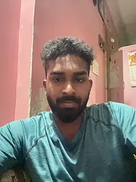 Snapshot of Handsomehunk_4U chatting on 12.05.24 Handsomehunk 4U online show from 12.05.24