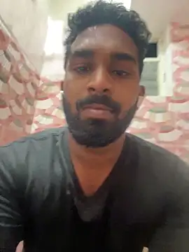 Snapshot of Handsomehunk_4U chatting on 12.21.24 Handsomehunk 4U online show from 12.21.24