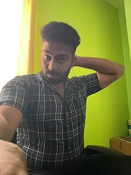 Snapshot of Handsomehunk_4U chatting on 01.23.25 Handsomehunk 4U online show from 01.23.25