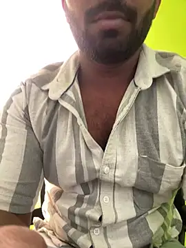 Snapshot of Handsomehunk_4U chatting on 02.10.25 Handsomehunk 4U online show from 02.10.25