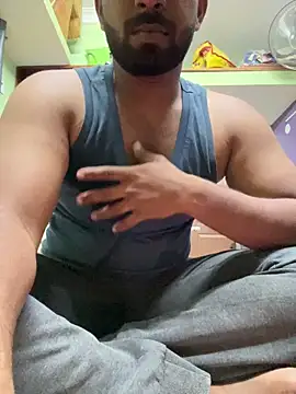 Snapshot of Handsomehunk_4U chatting on 02.23.25 Handsomehunk 4U online show from 02.23.25