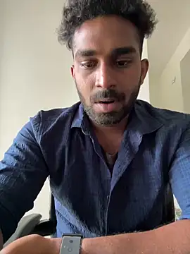 Snapshot of Handsomehunk_4U chatting on 09.24.25 Handsomehunk 4U online show from 09.24.25