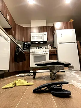 Snapshot of SexyB214 chatting on 10.30.25 SexyB214 online show from 10.30.25