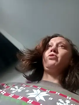 Snapshot of SexyB214 chatting on 11.24.25 SexyB214 online show from 11.24.25