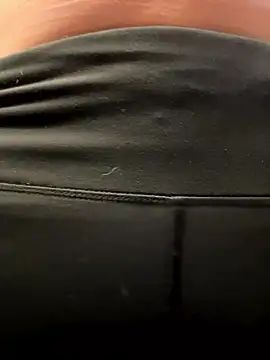 Snapshot of SexyB214 chatting on 11.27.25 SexyB214 online show from 11.27.25