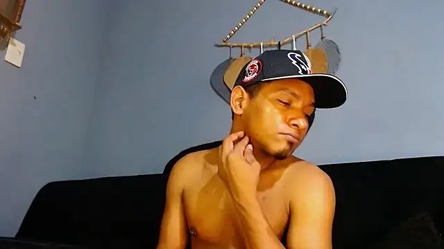 Grandeygruesa1 online show from 12.29.24