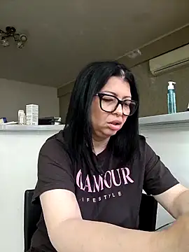 Milf Abigail online show from 06.04.26