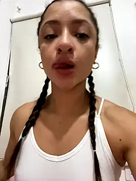 Alicia ALICIA online show from 10.27.25