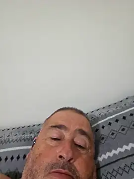 Snapshot of polla_calientes47 chatting on 10.23.25 polla calientes47 online show from 10.23.25