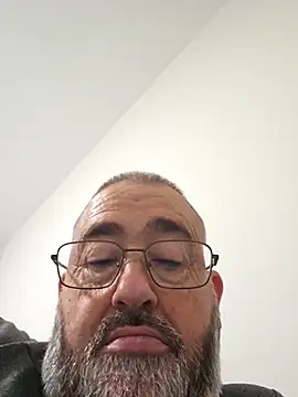 Snapshot of polla_calientes47 chatting on 11.14.25 polla calientes47 online show from 11.14.25