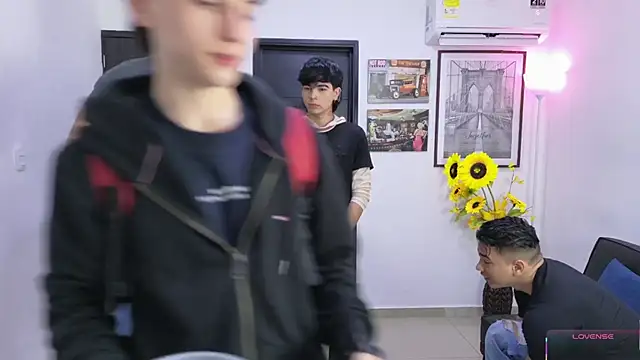 badguyss bisex online show from 04.11.26