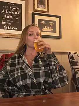 Snapshot of LadyTatiana_Madam chatting on 12.05.25 LadyTatiana Madam online show from 12.05.25