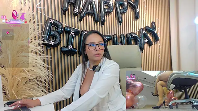 Snapshot of lulu_072 chatting on 11.12.25 lulu 072 online show from 11.12.25